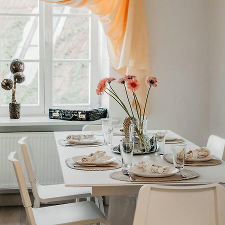 Spacious - 140 Square Meters Apartment, Vilnius City Centre エクステリア 写真