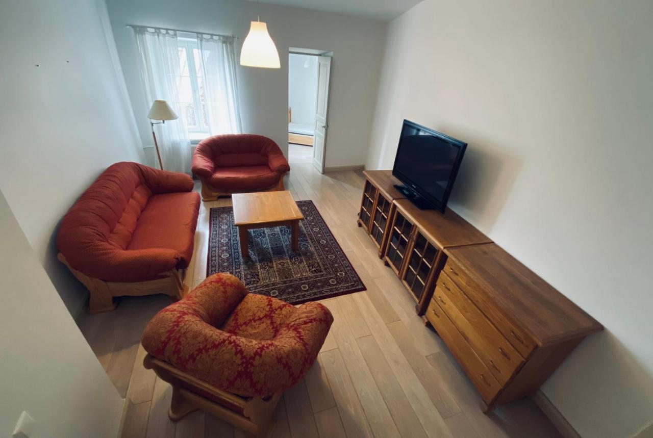 Spacious - 140 Square Meters Apartment, Vilnius City Centre エクステリア 写真